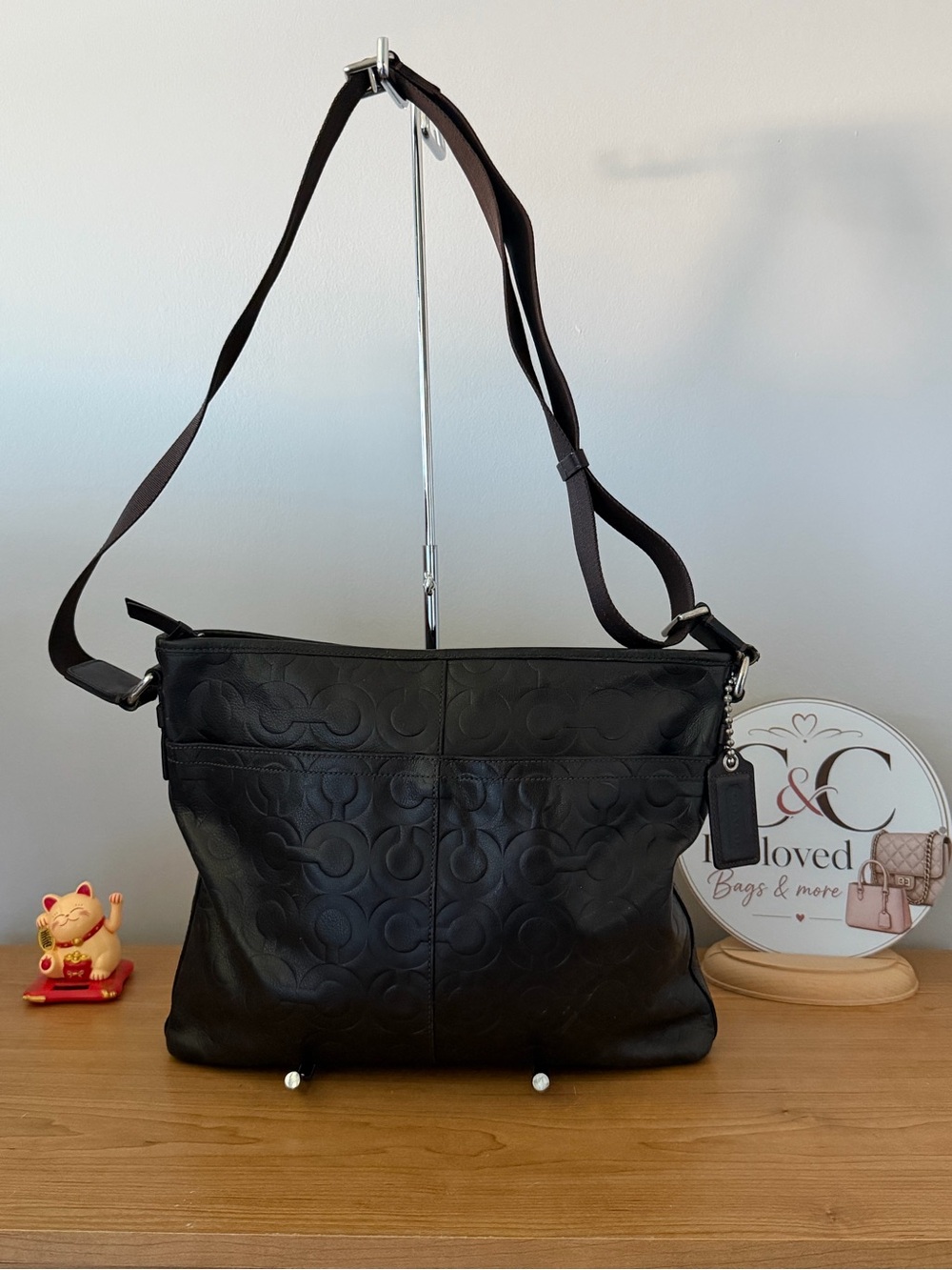 Coach Black Embossed Signature Leather Shoulder/Cross Body Bag for Men/Women